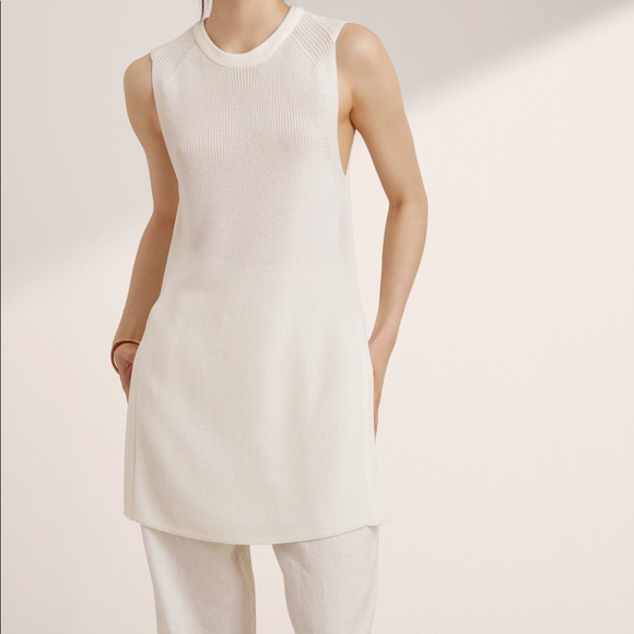 Aritzia Tops - Aritzia knit tank